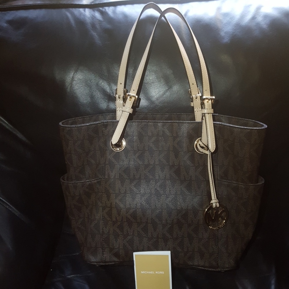 AUTHENTIC MICHAEL KORS SIGNATURE BROWN TOTE